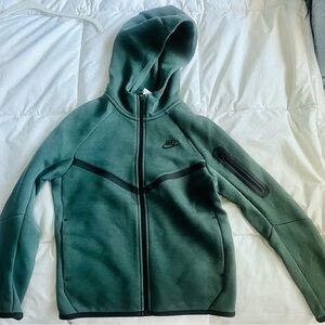 NWT Nike Green Tech Fleece Zip-Up Jacket